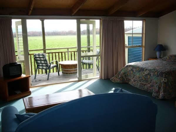 Margrain Vineyard Villas Martinborough Exterior foto